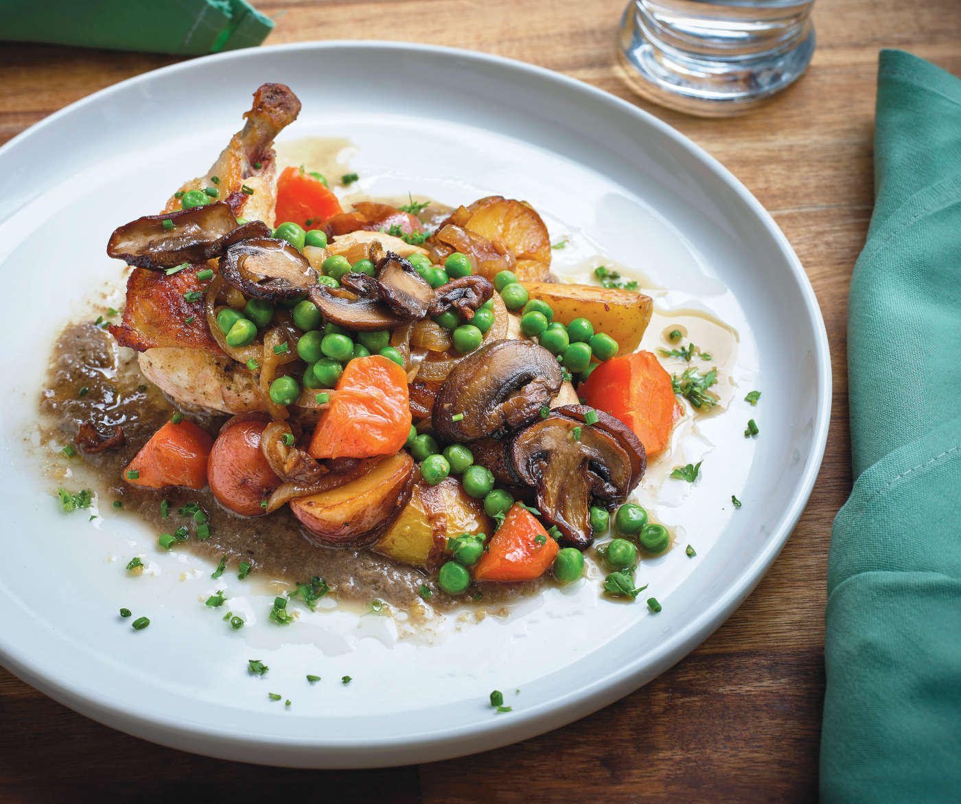 Pan-Seared Chicken with Mushroom Sauce and Almonds