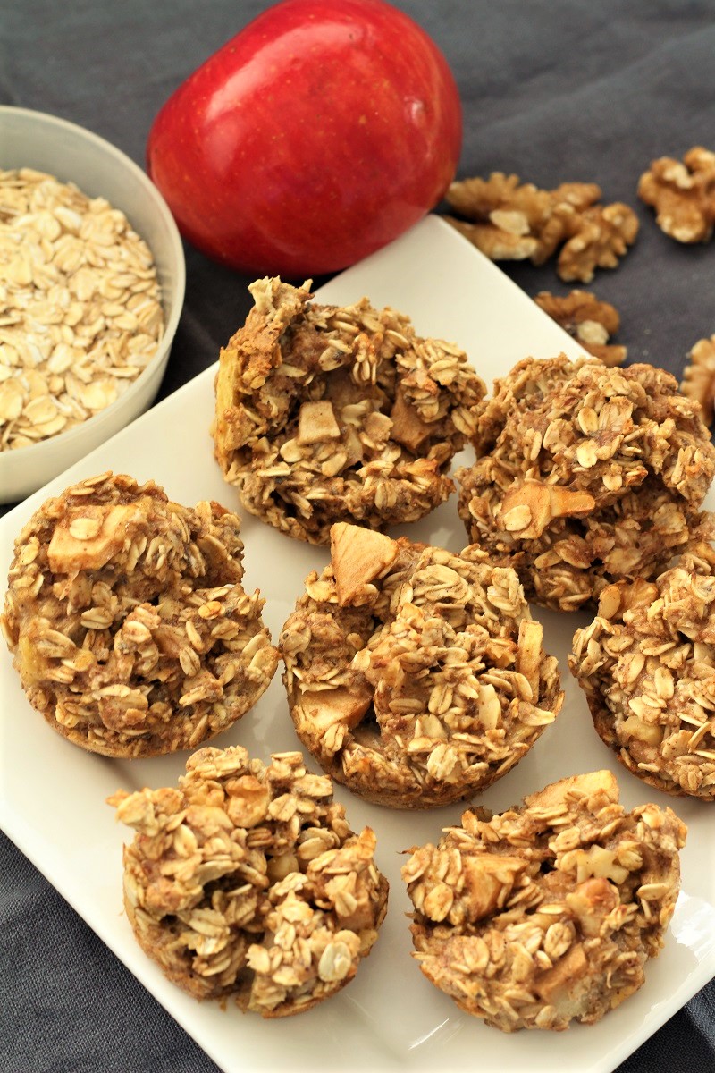 Baked Fresh Apple and Cinnamon Oatmeal