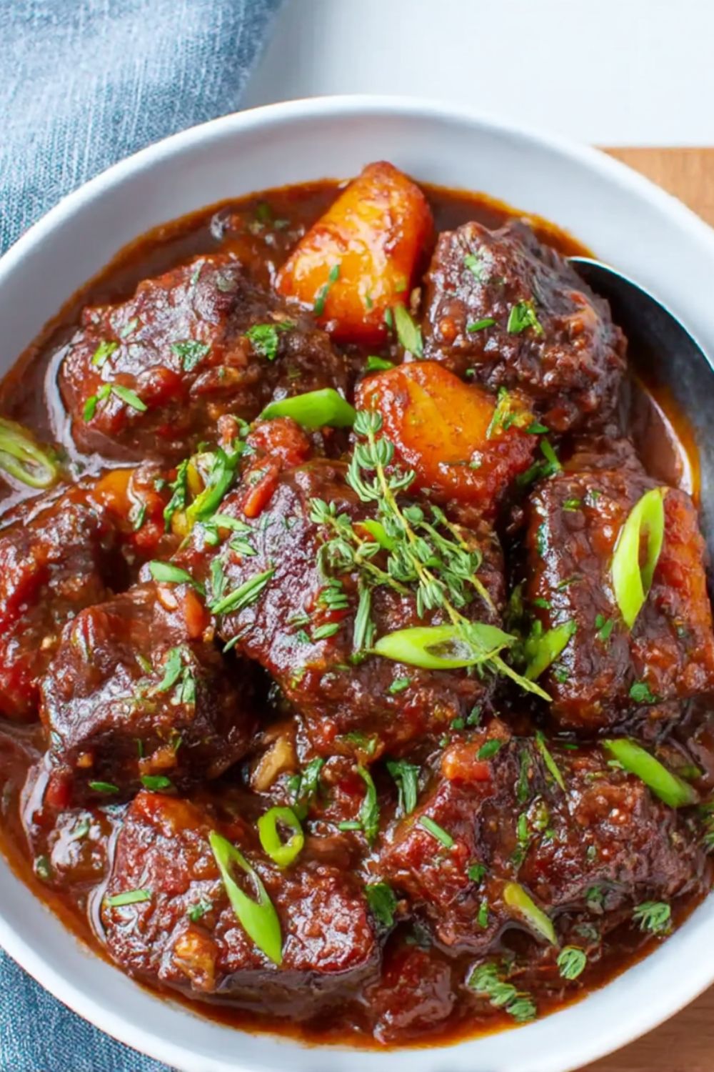 Slow-Simmered Beef Stew with Carrots and Thyme