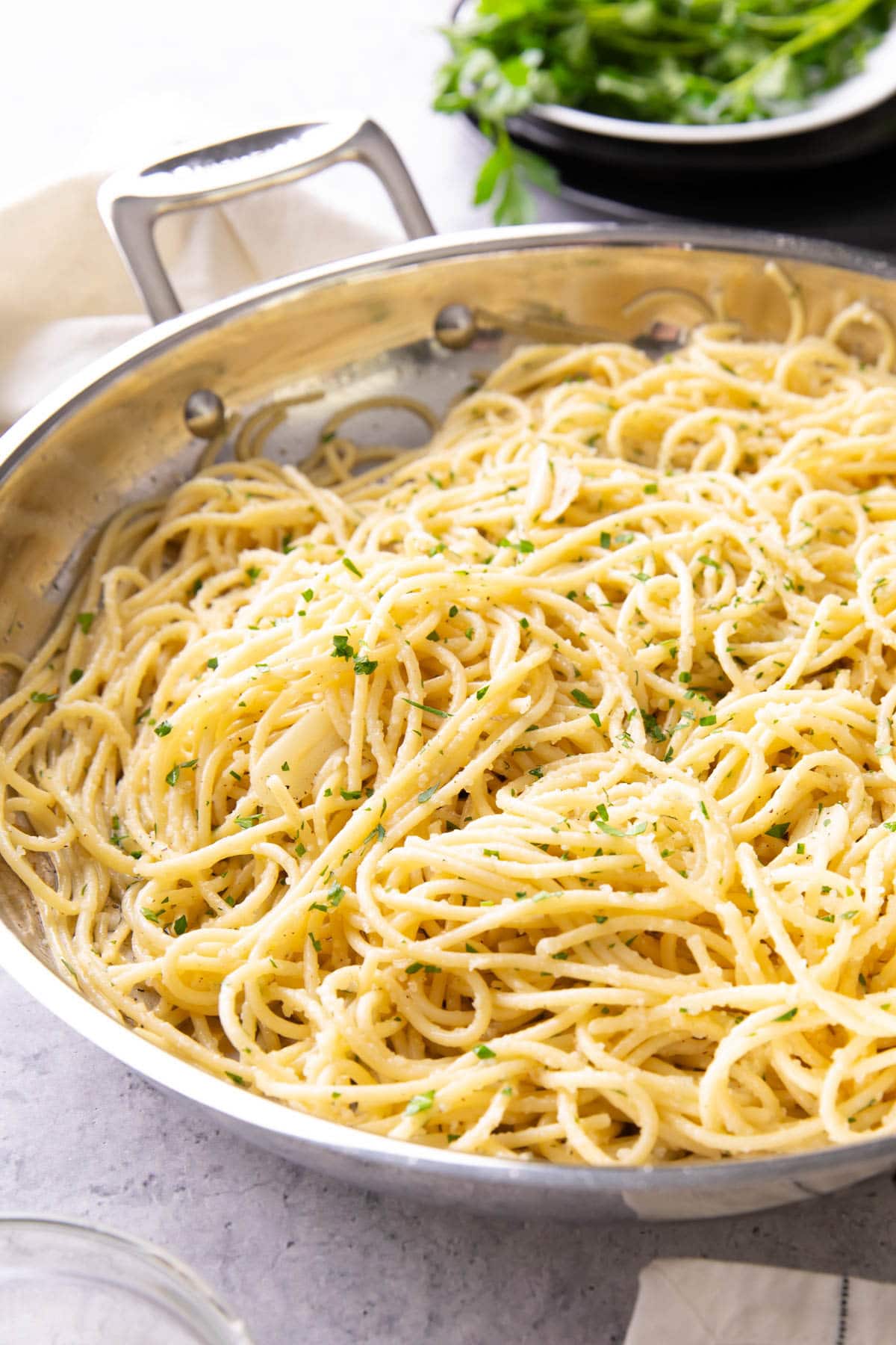 The Best Garlic Butter Pasta