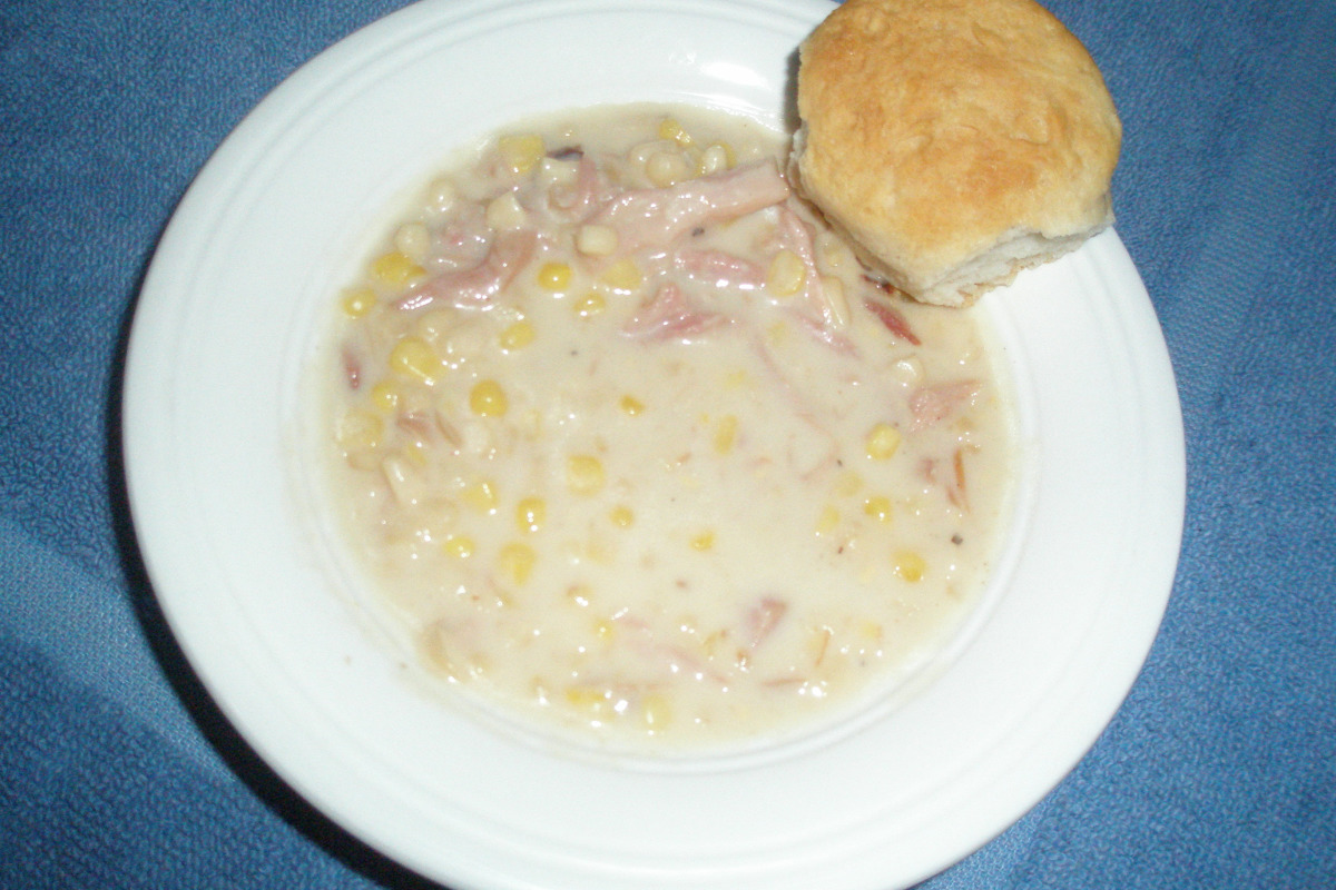 Creamy Missouri Corn Chowder with Smoked Ham