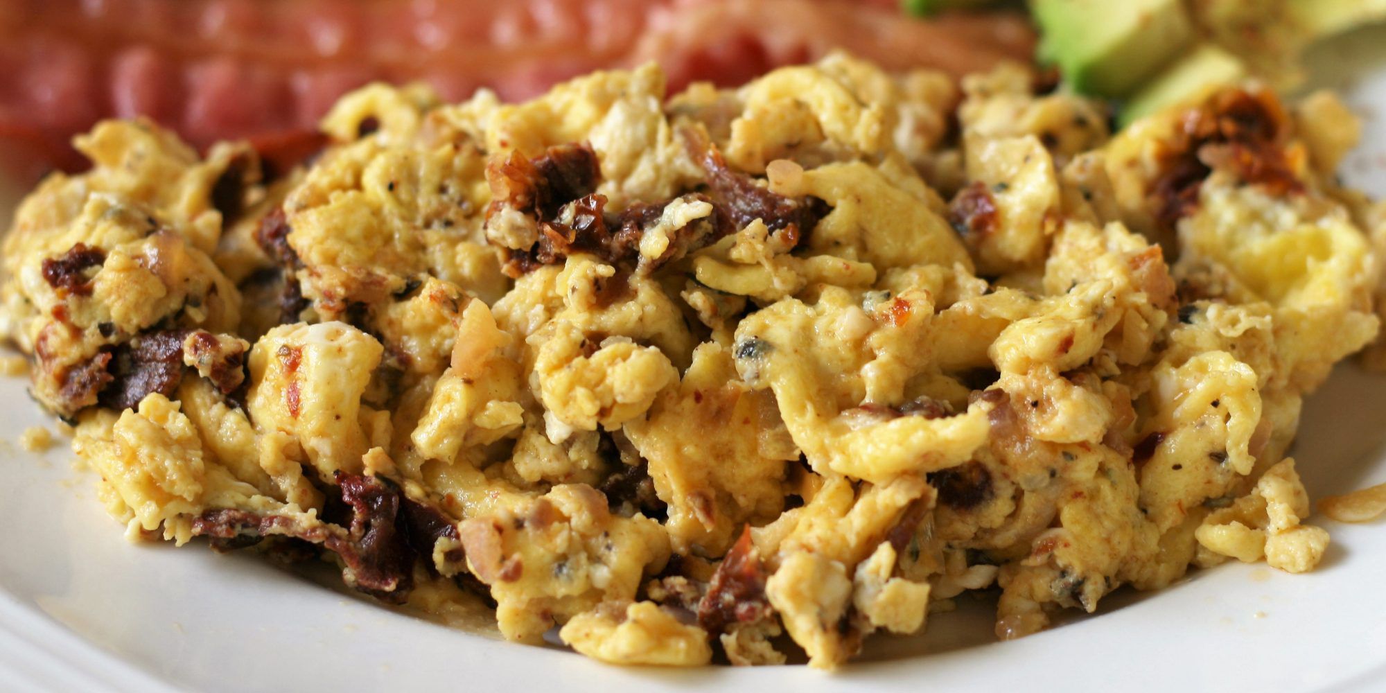 Sun-Dried Tomato and Chive Scrambled Eggs
