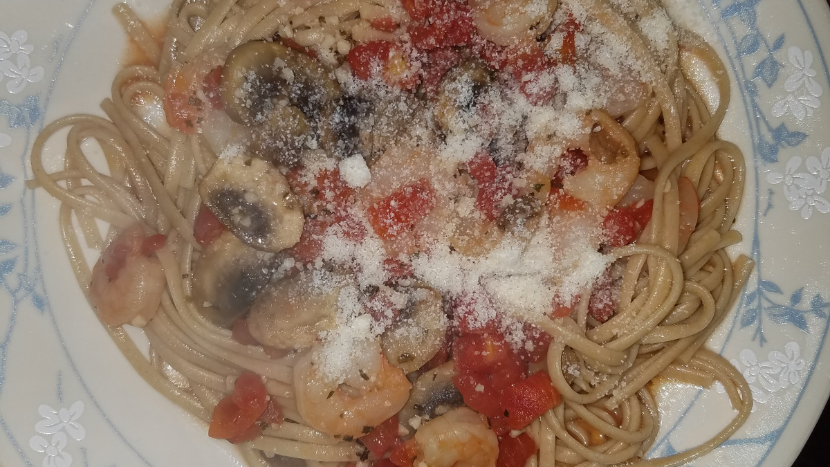 One-Pan Garlic Shrimp with Linguine