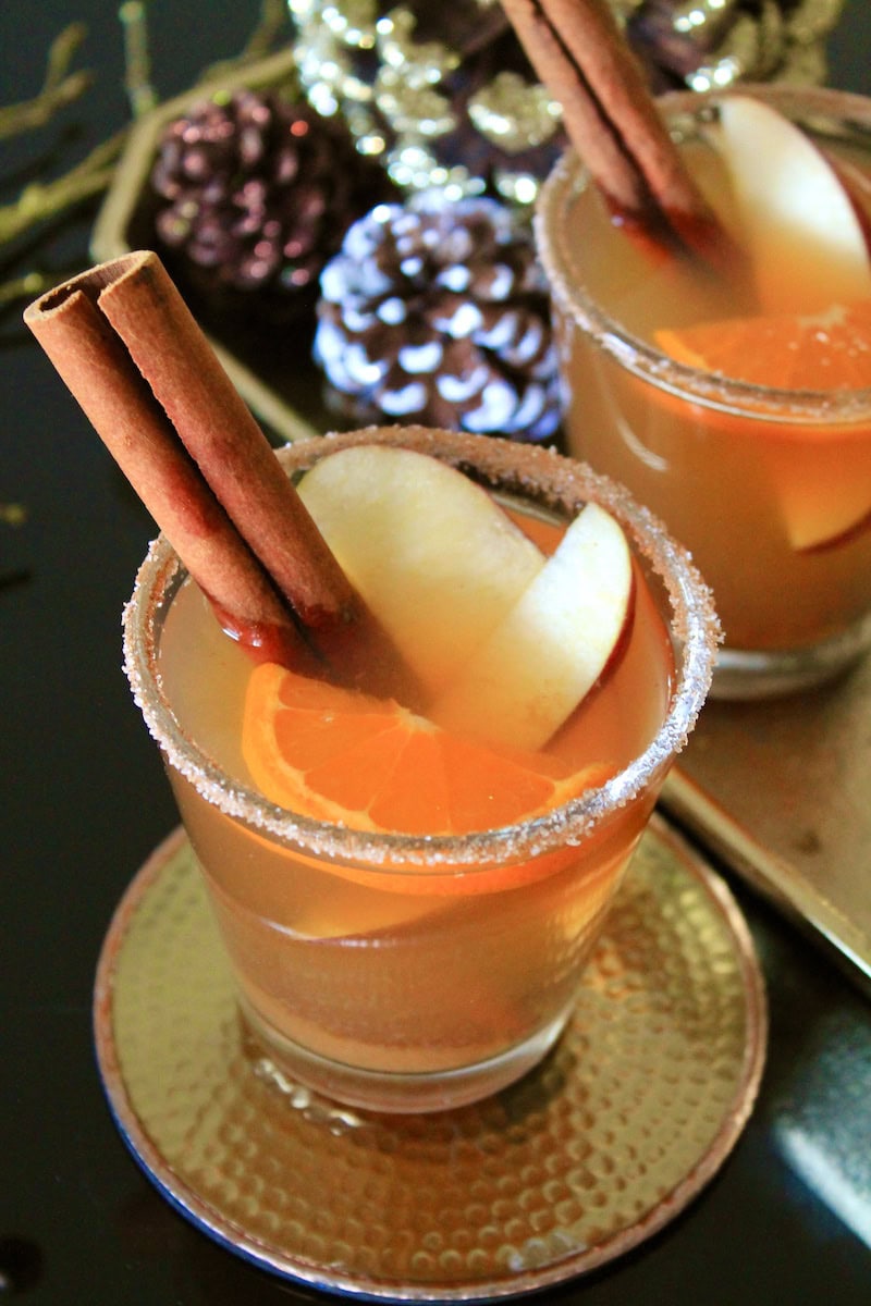 Ginger-Bourbon Simmered Hot Cocktail