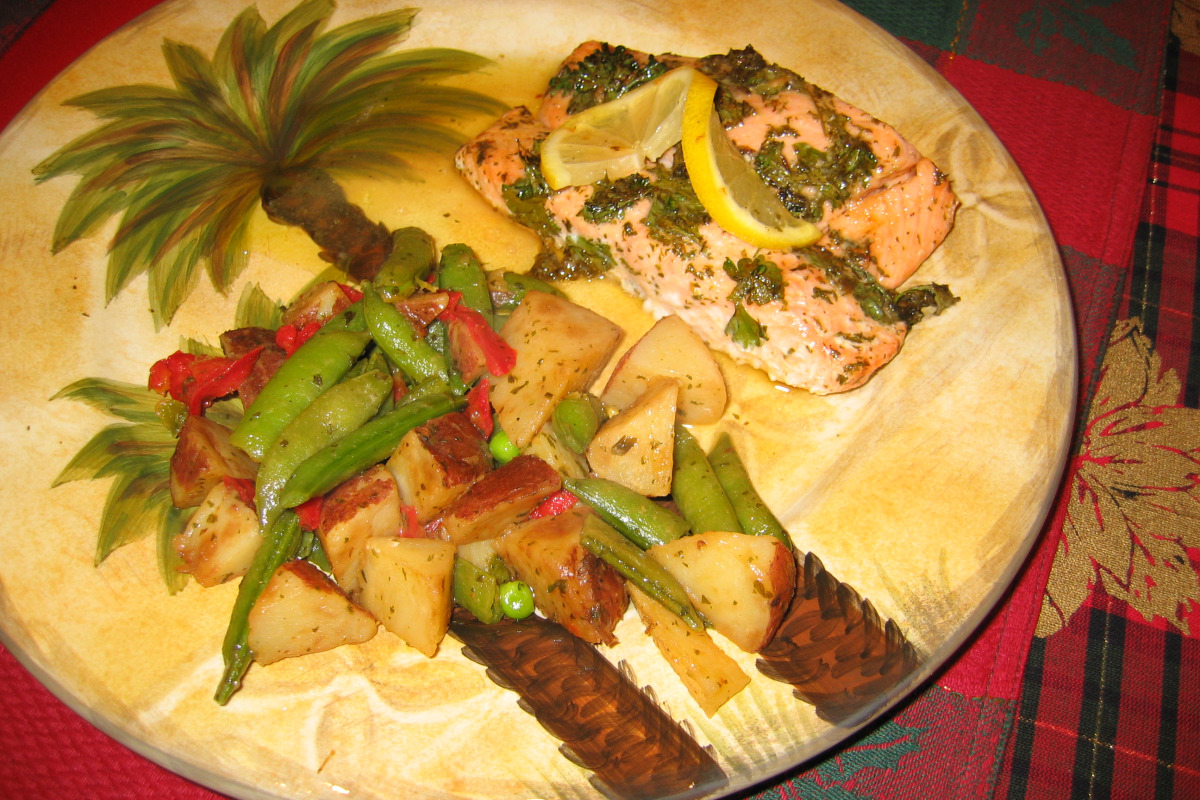 Garlic-Herb Baked Salmon with Lemon