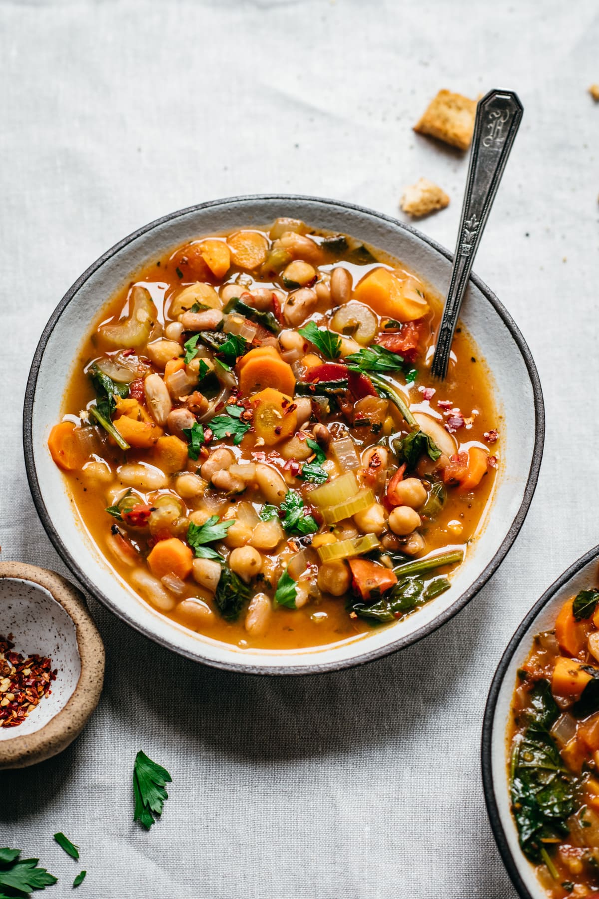 Slow-Cooked Three-Bean Vegetable Soup