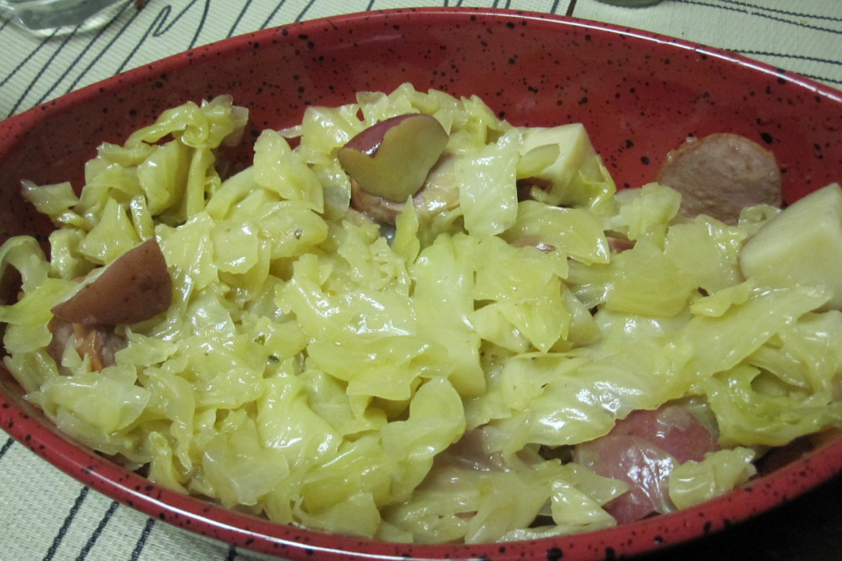 Braised Cabbage and Potato with Hogao