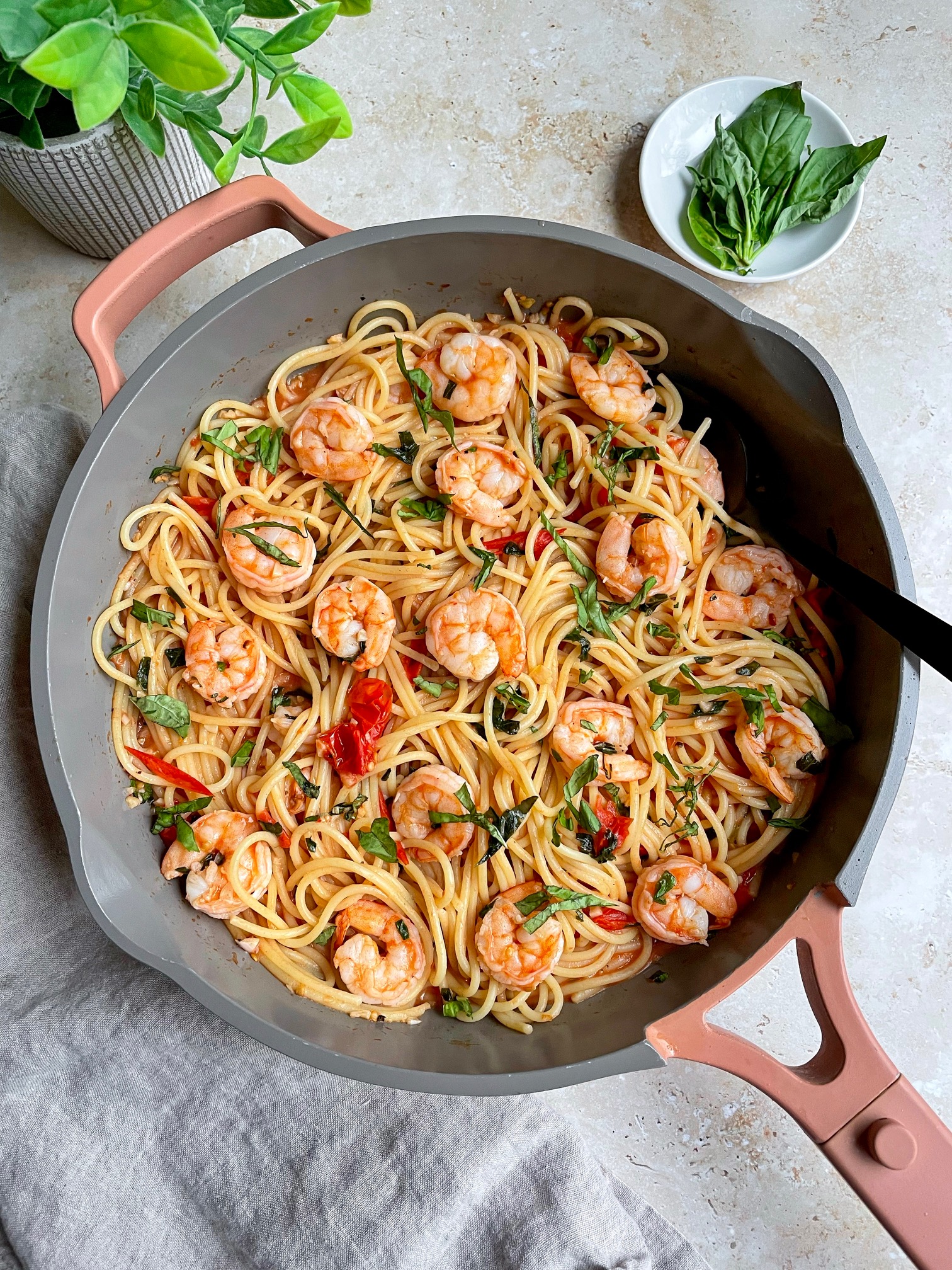 One-Pot Tomato Basil Shrimp Pasta