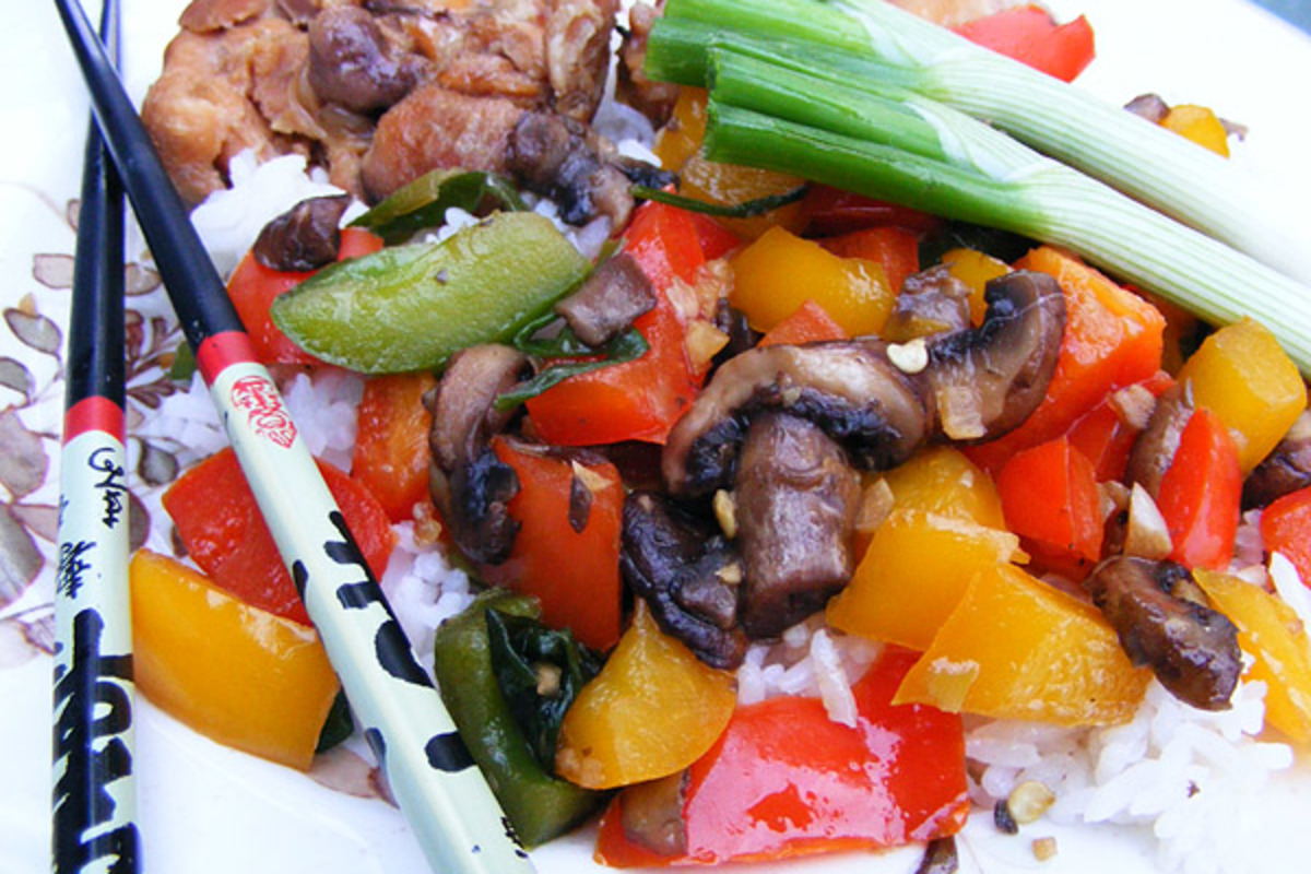 Sesame-Ginger Stir-Fry with Bell Peppers and Mushrooms