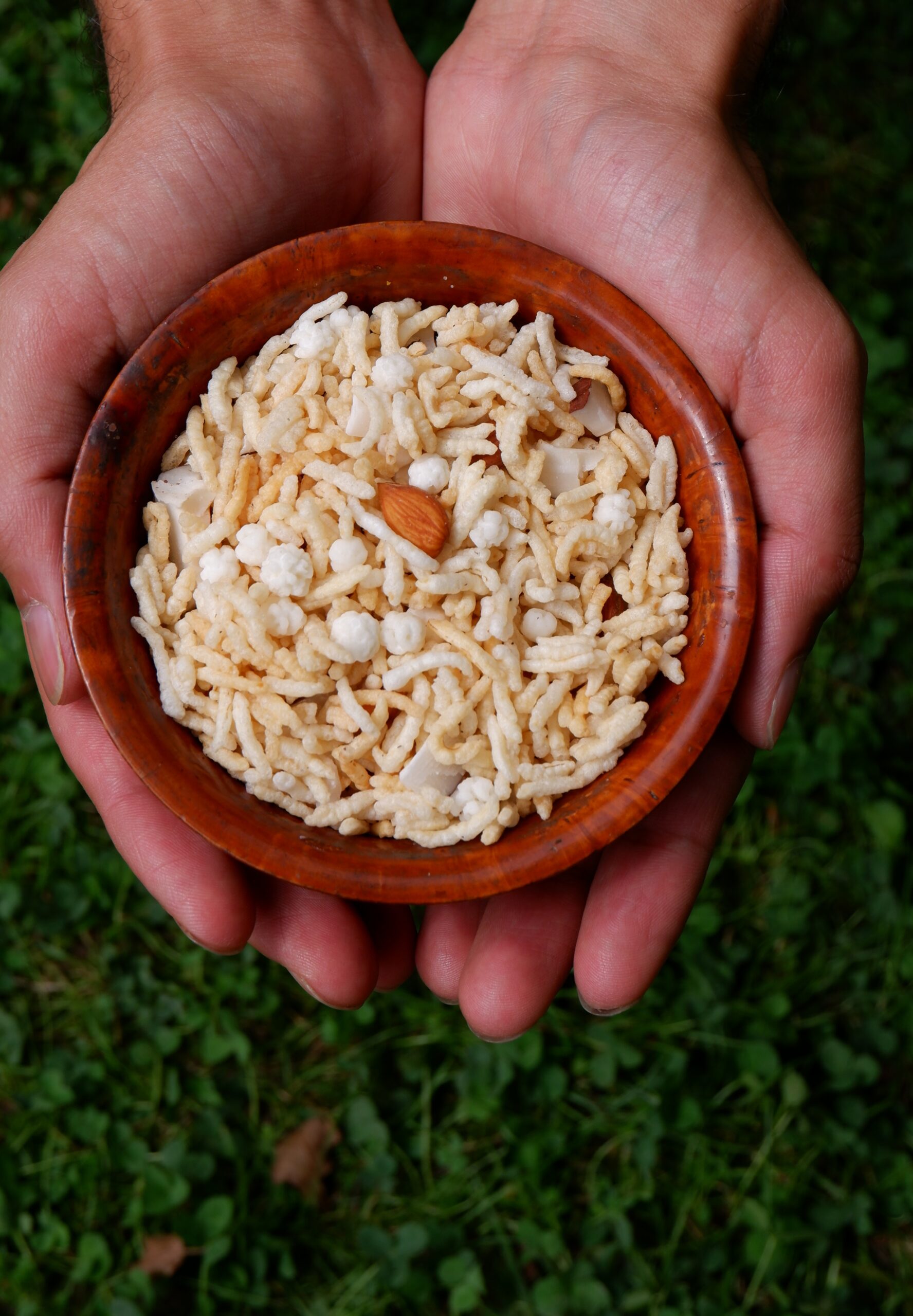 Spiced Puffed Rice Snack with Peanuts