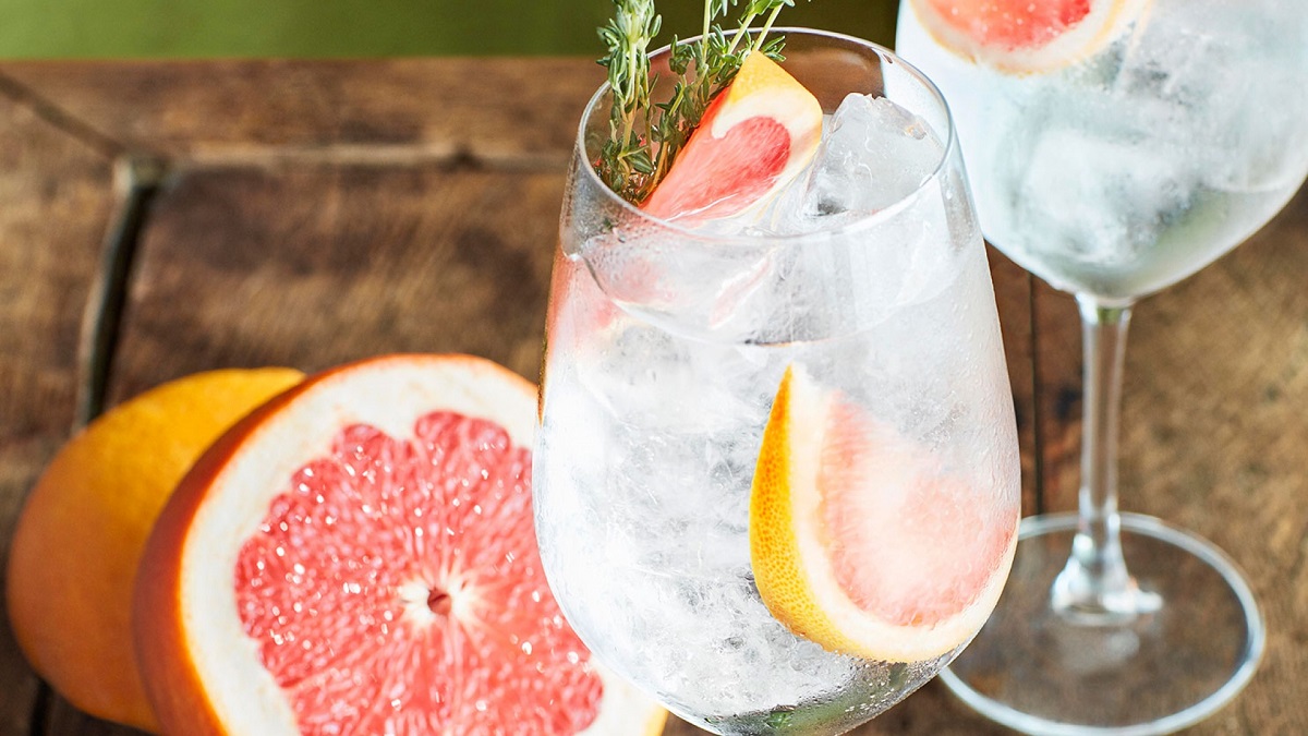 Grapefruit-Enhanced Spritz