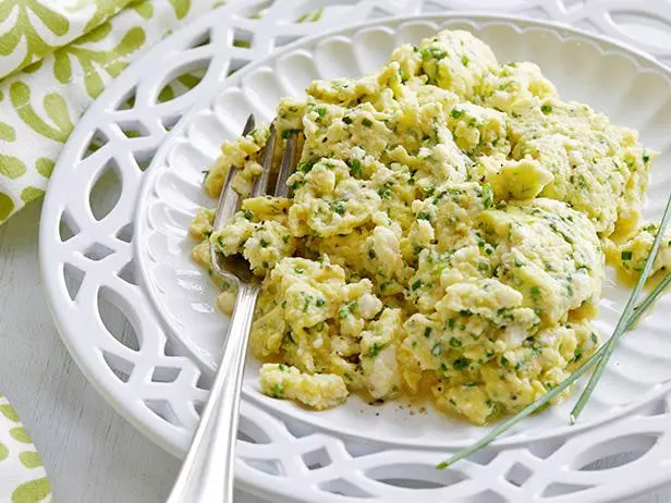 Cloudy Morning Scrambled Eggs with Chives and Smoked Paprika