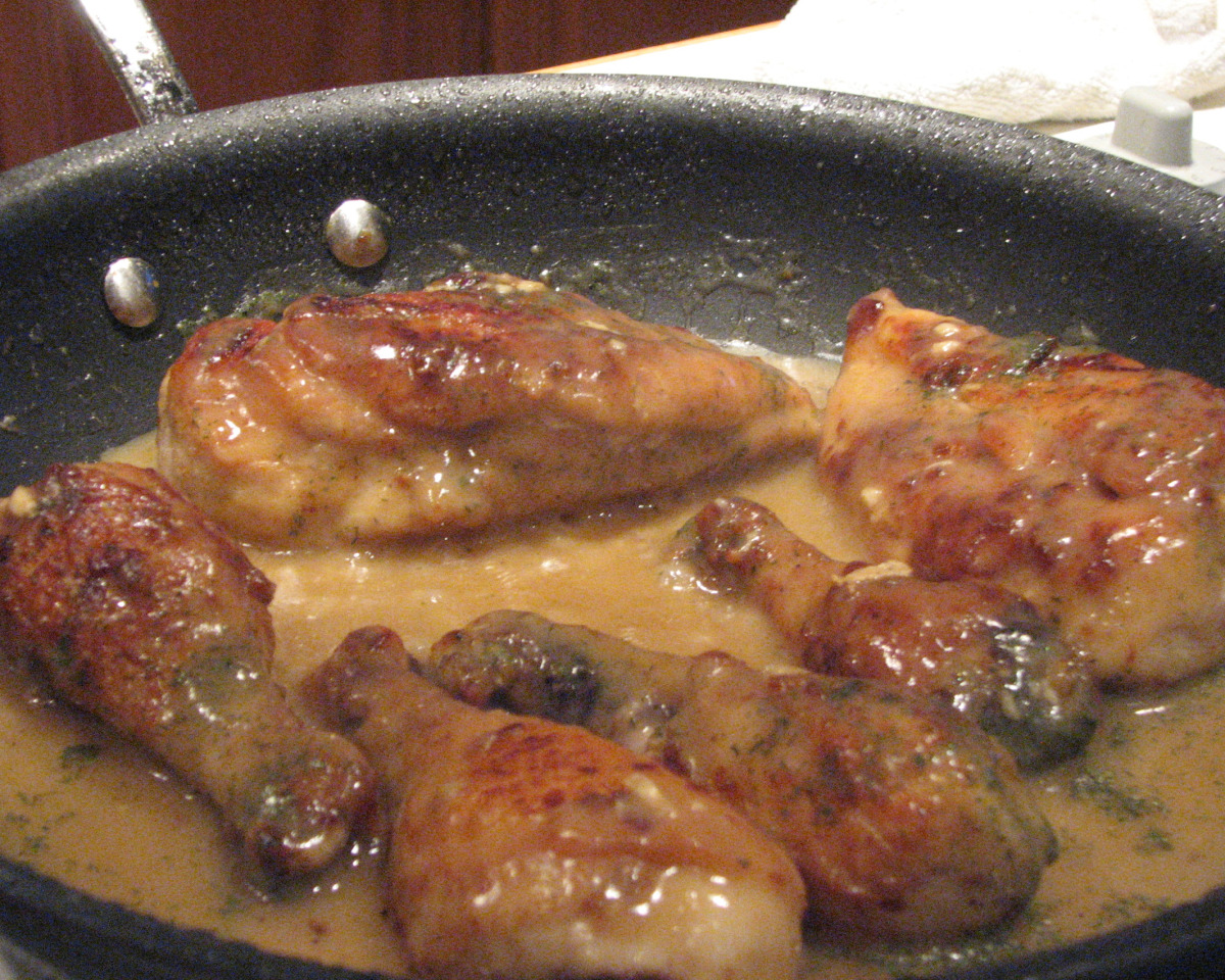 Pan-Seared Lemon-Dill Chicken with Garlic
