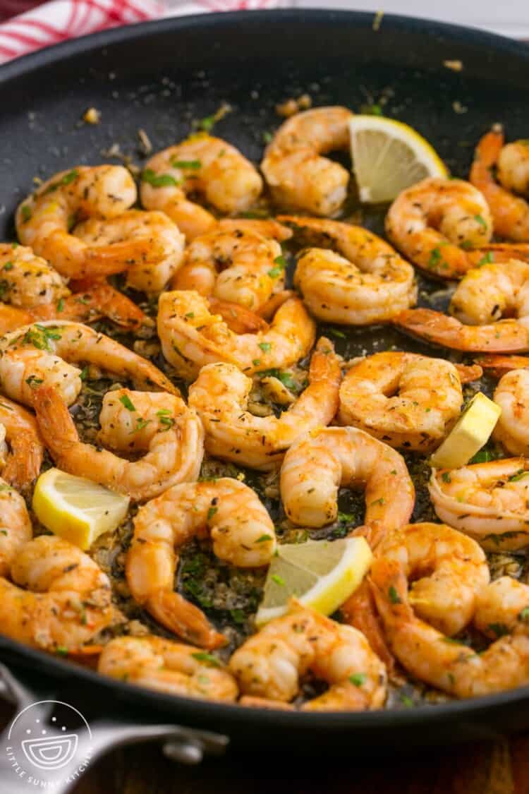 Pan-Seared Shrimp with Garlic and Capers