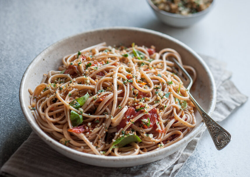 Saffron-Infused Linguine with Roasted Cherry Tomatoes