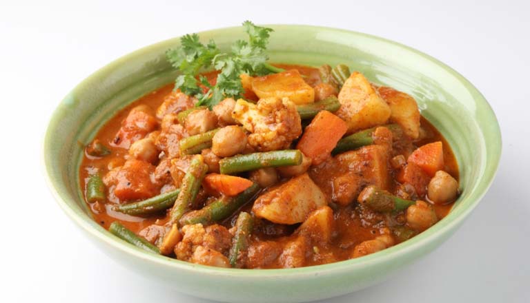 Gujarati-Style Mixed Vegetable Curry with Peas and Carrots