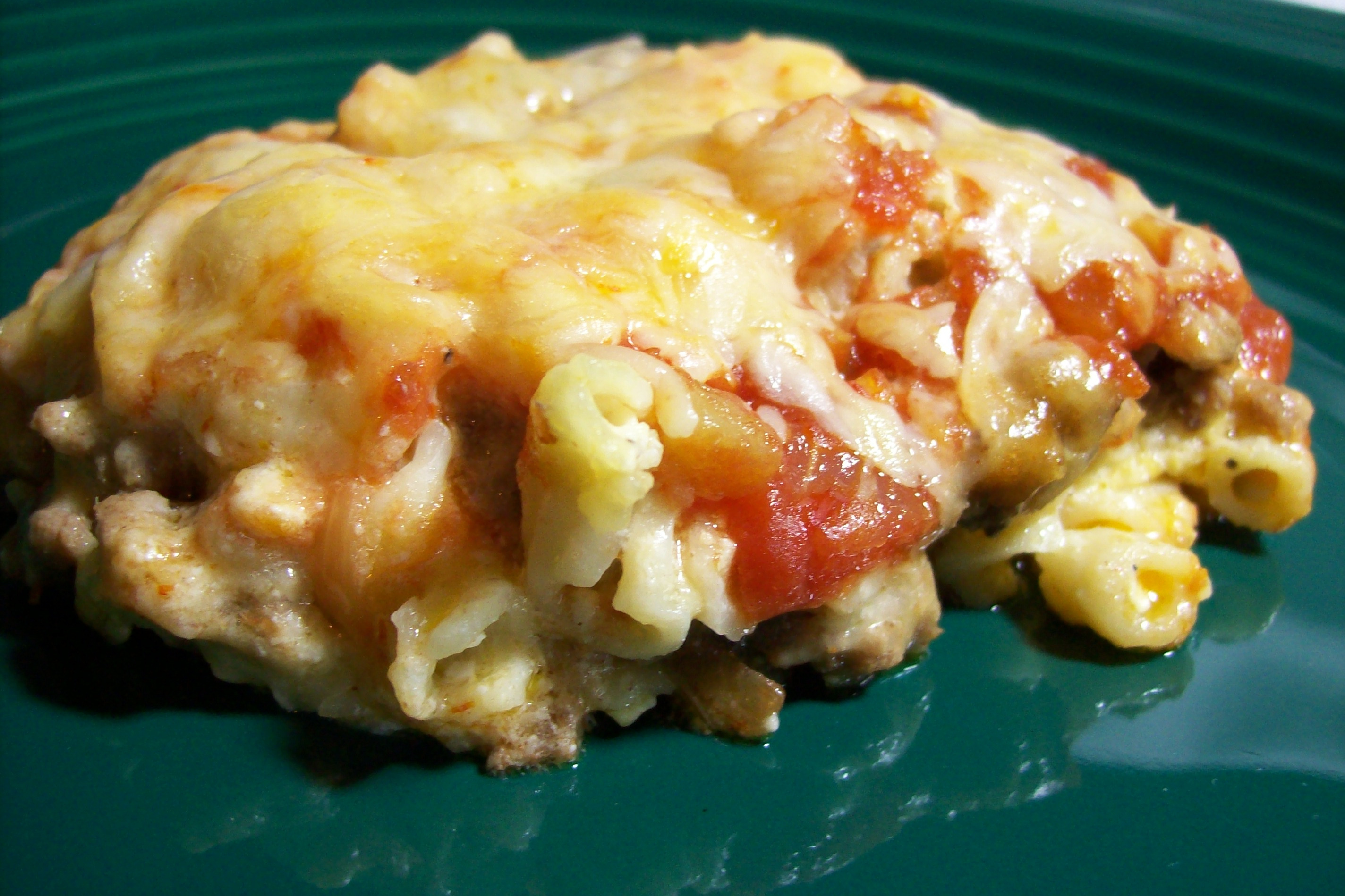 Cheesy Taco Macaroni Bake