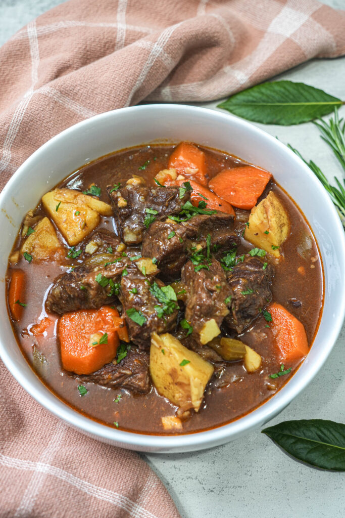 Slow-Simmered Beef and Potato Stew with Tomato Onion Base