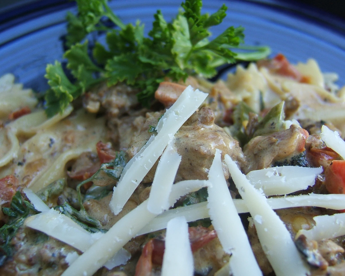 Sautéed Sausage and Peppercorn Pasta