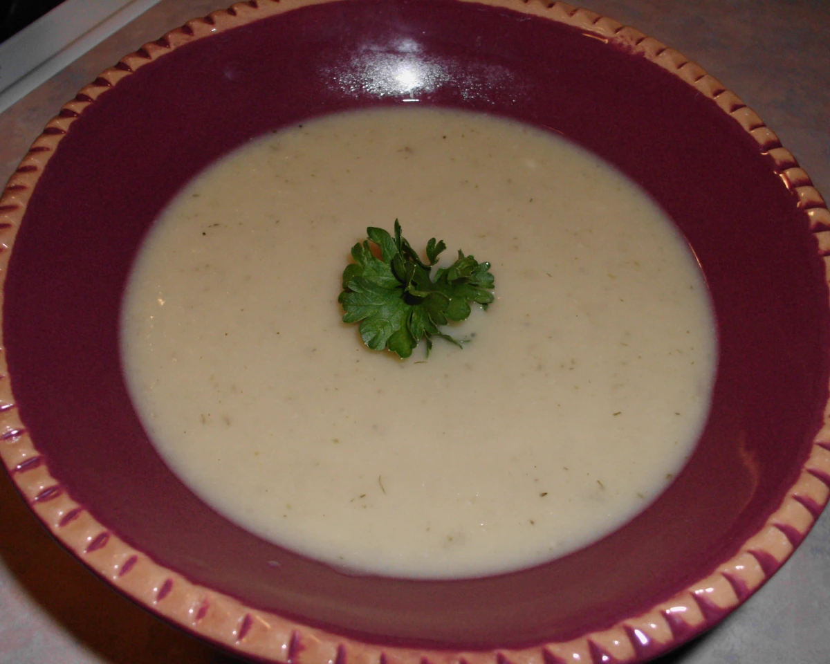 Slow-Simmered Cauliflower and Potato Soup with Thyme