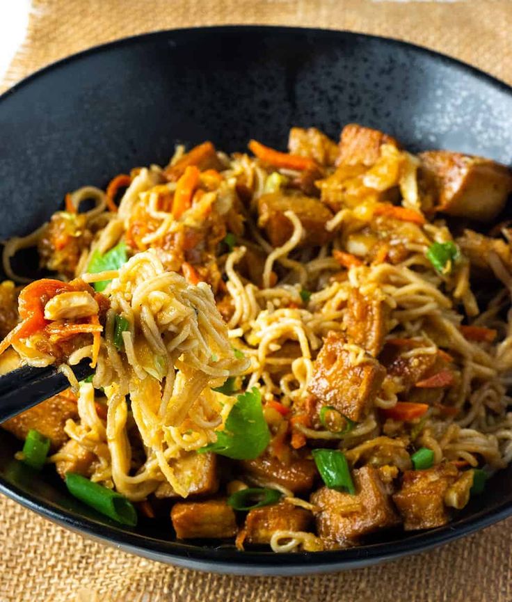 Quick Asian Noodles with Tofu