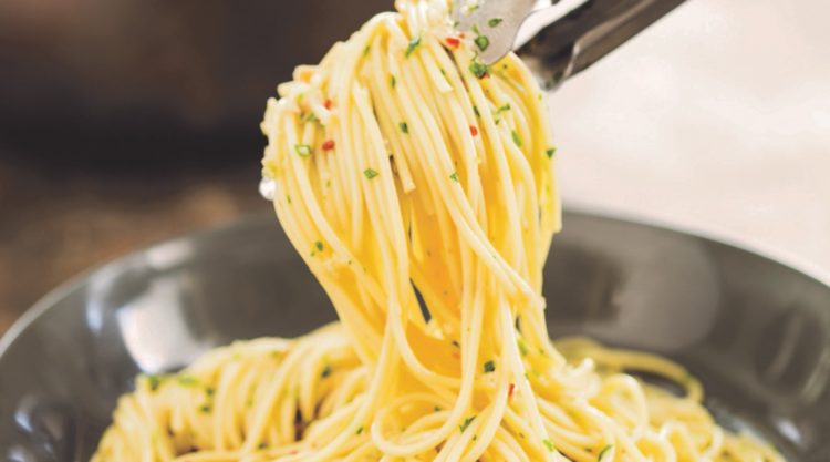Stir-Fried Spaghetti with Garlic and Olive Oil