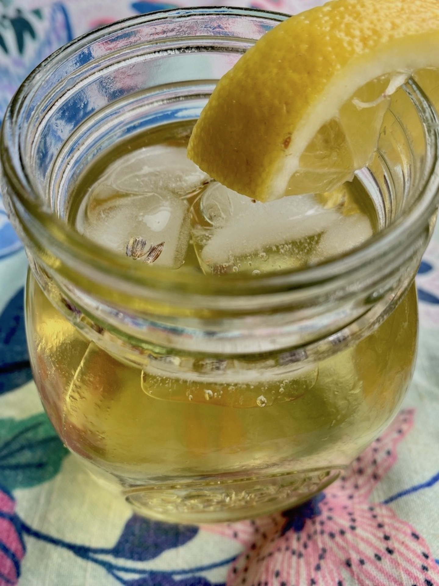 Chamomile-Lavender Iced Tea