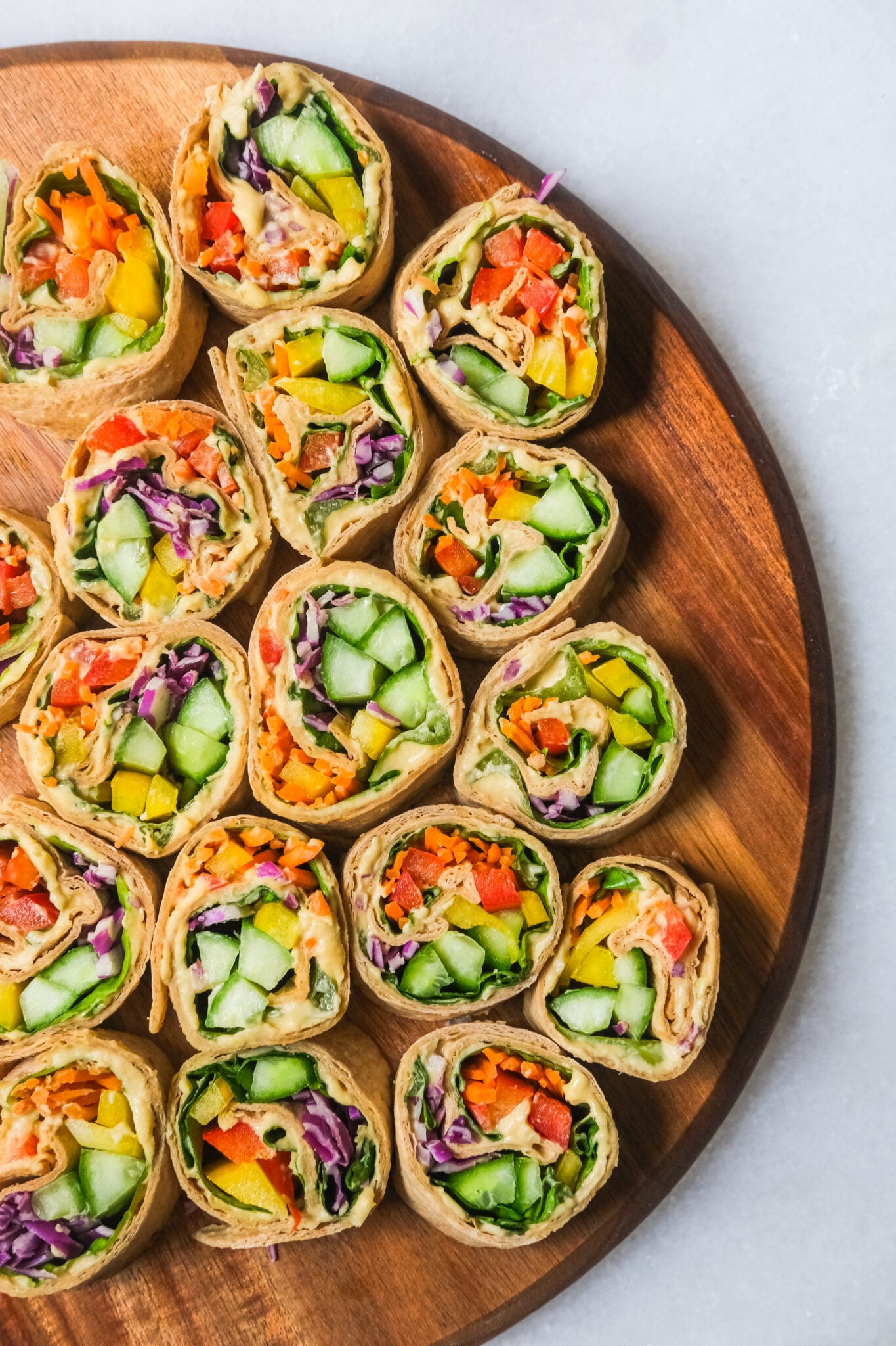 Mini Veggie and Hummus Pinwheels