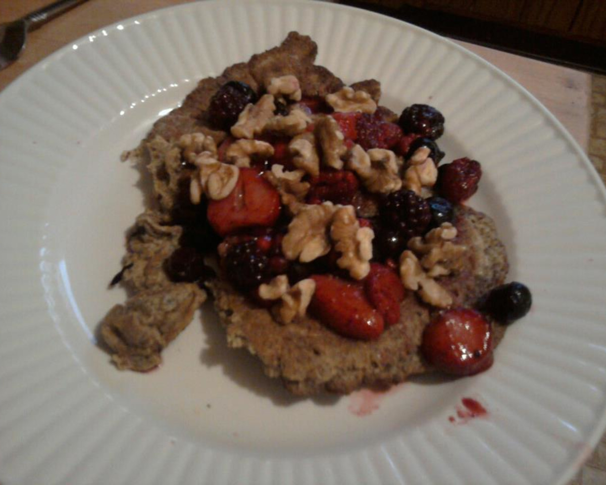 Flaxseed Pancakes with Fresh Berries