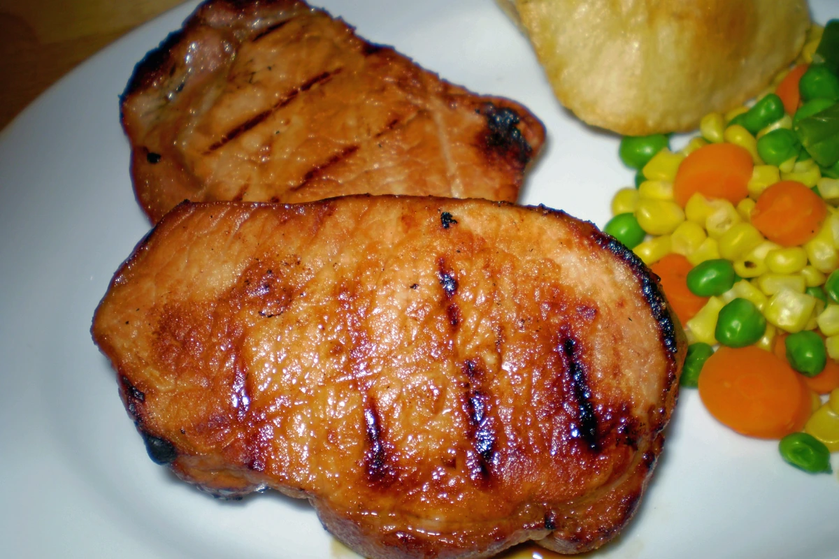 Honey-Simmered Pork Chops with Apple Compote