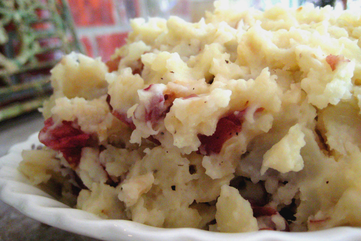 Smashed Garlic Potatoes