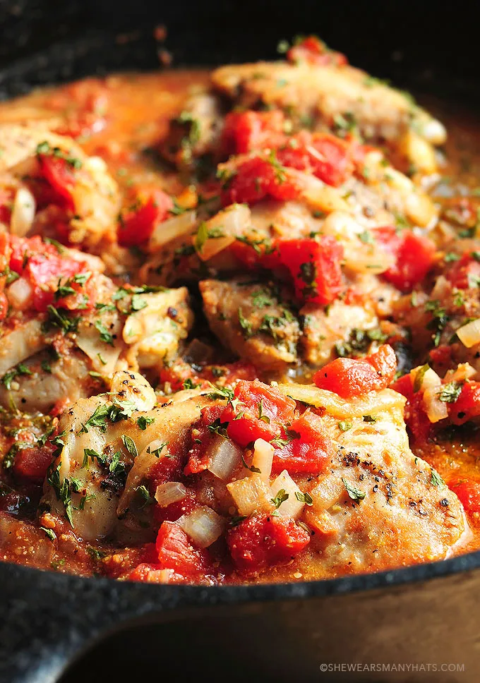 Tomato-Braised Chicken with Thyme