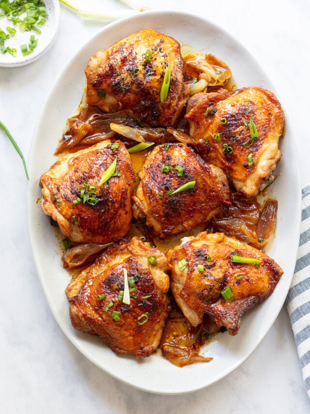 Soy-Ginger Chicken Thighs with Steamed Broccoli