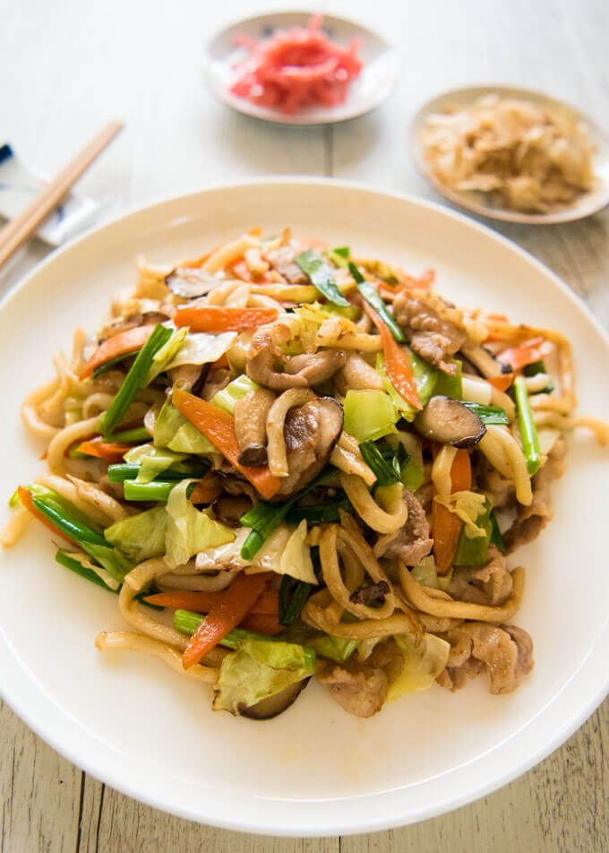 Asian Udon Noodles with Teriyaki and Vegetables