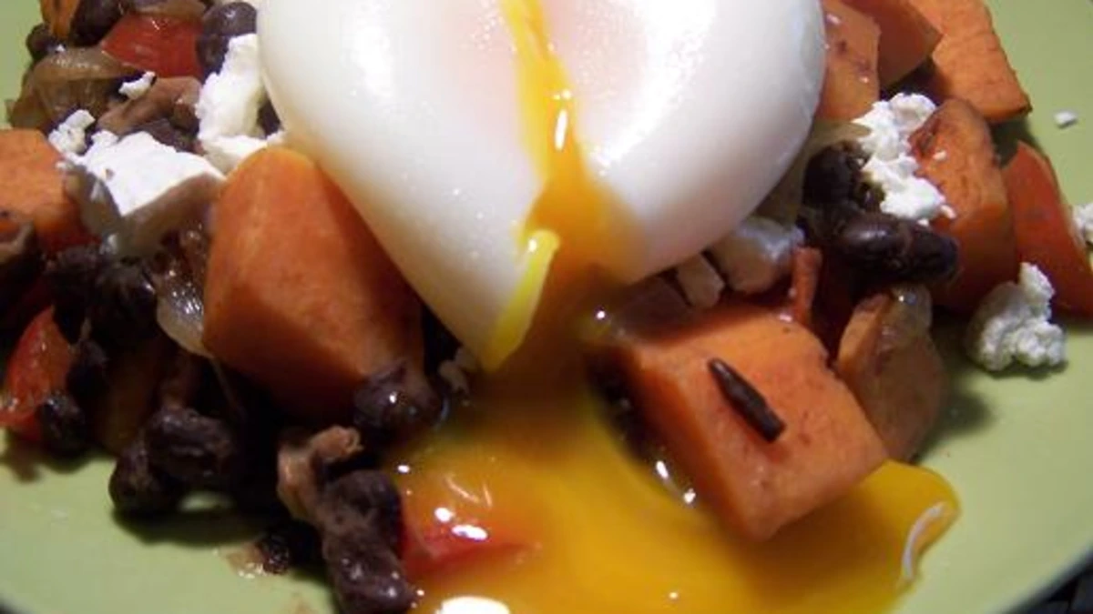 Solar-Glazed Sweet Potato and Black Bean Hash