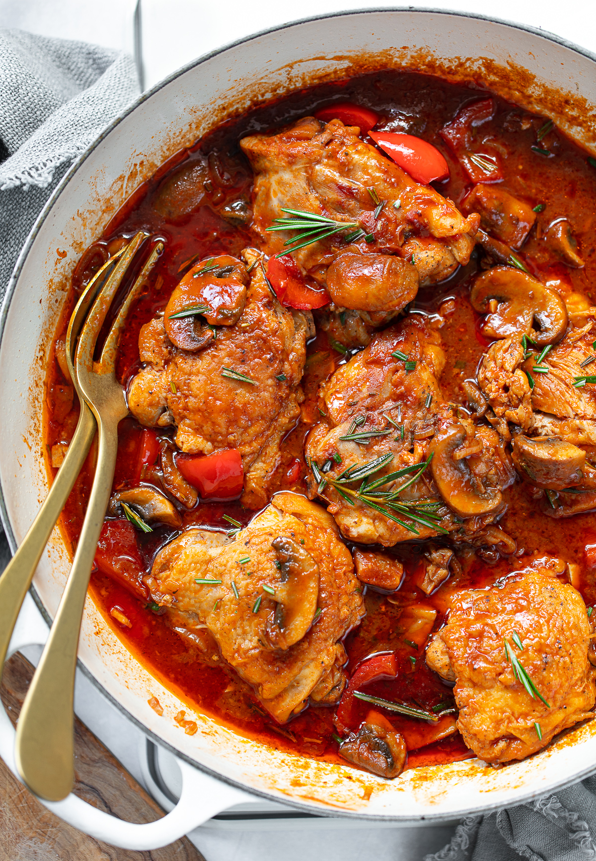 Roman-Style Chicken Cacciatore with Tomatoes