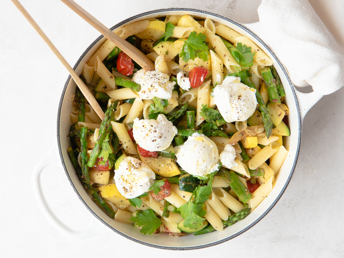 Creamy Cashew Pasta Primavera