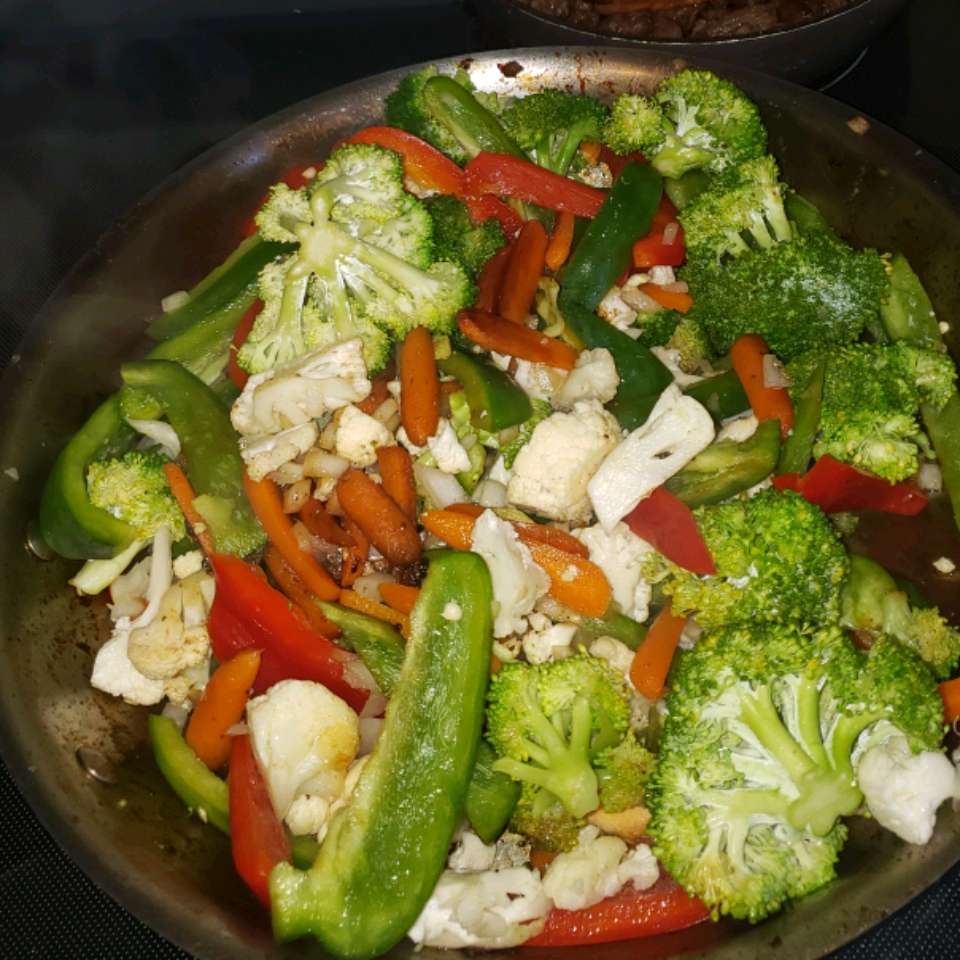 Quick Vegetable Stir-Fry with Sesame Oil