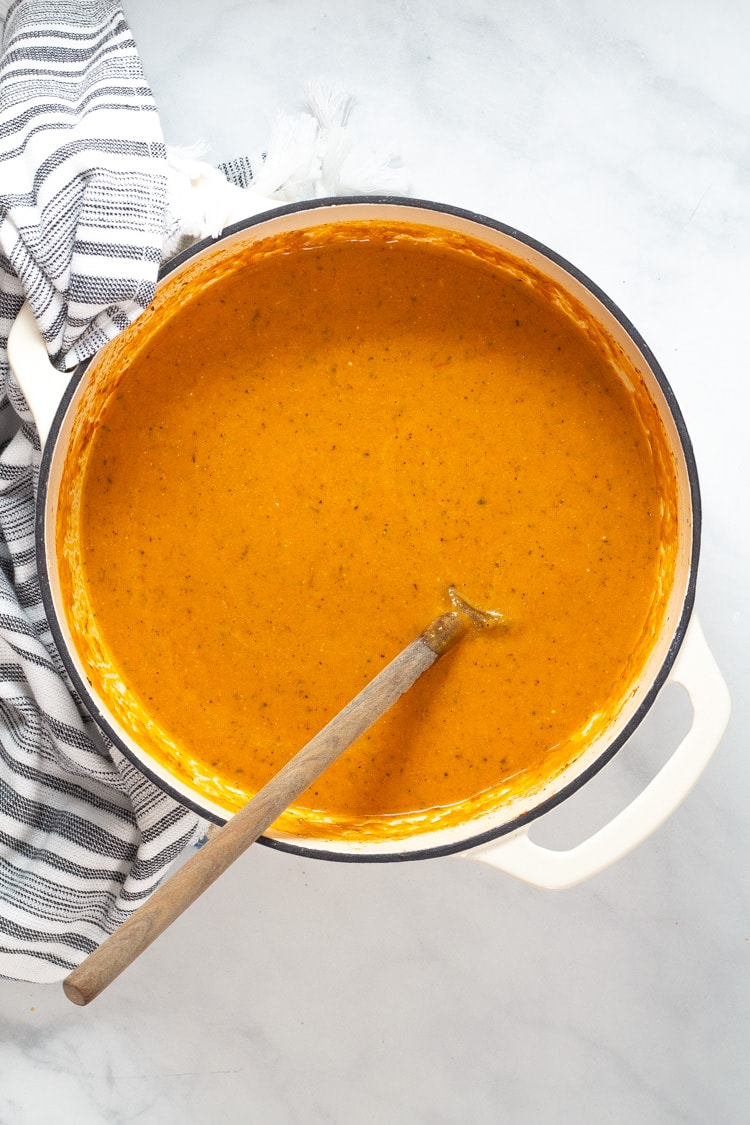 Vegan Tomato and Thyme Soup