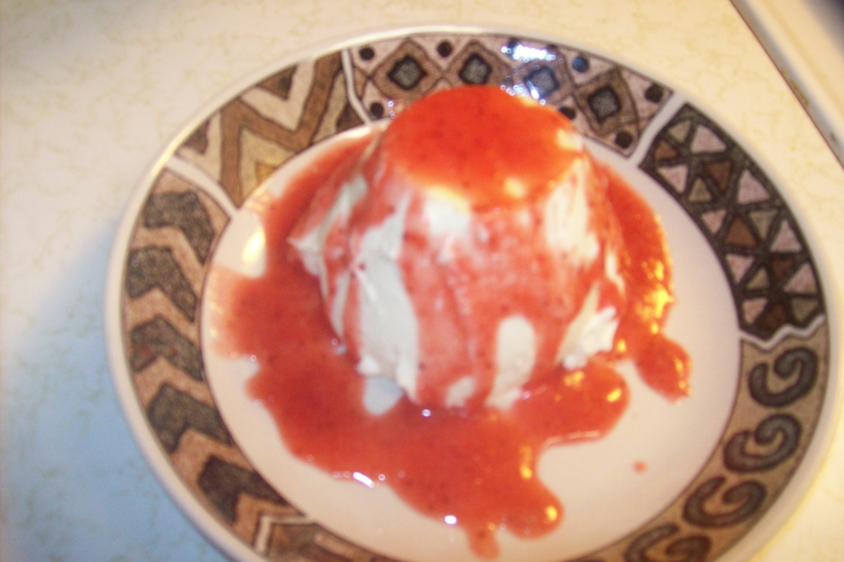 Meringue-Style Lemon Panna Cotta with Raspberry Coulis