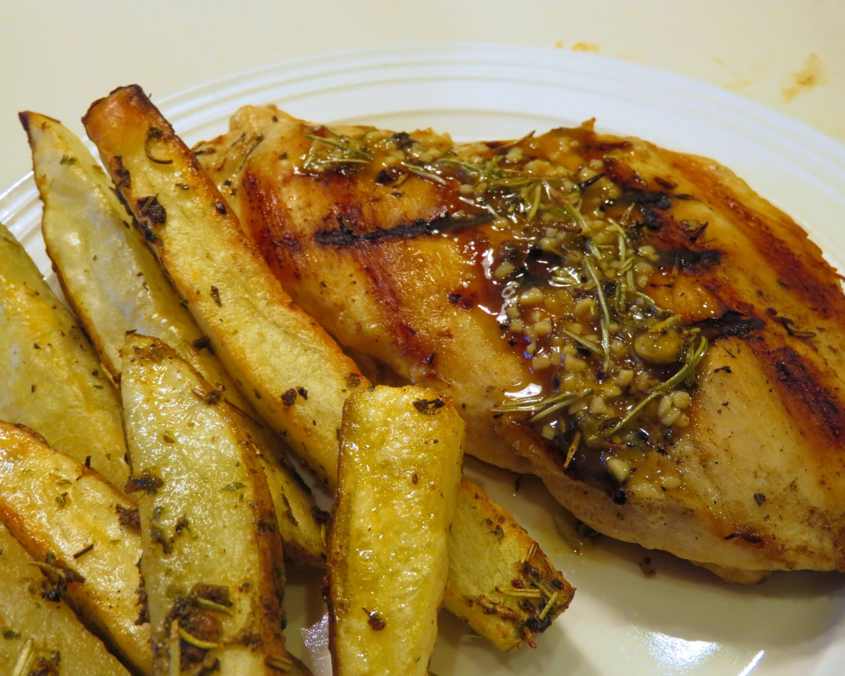 Lemon-Rosemary Grilled Chicken with Herb Crust