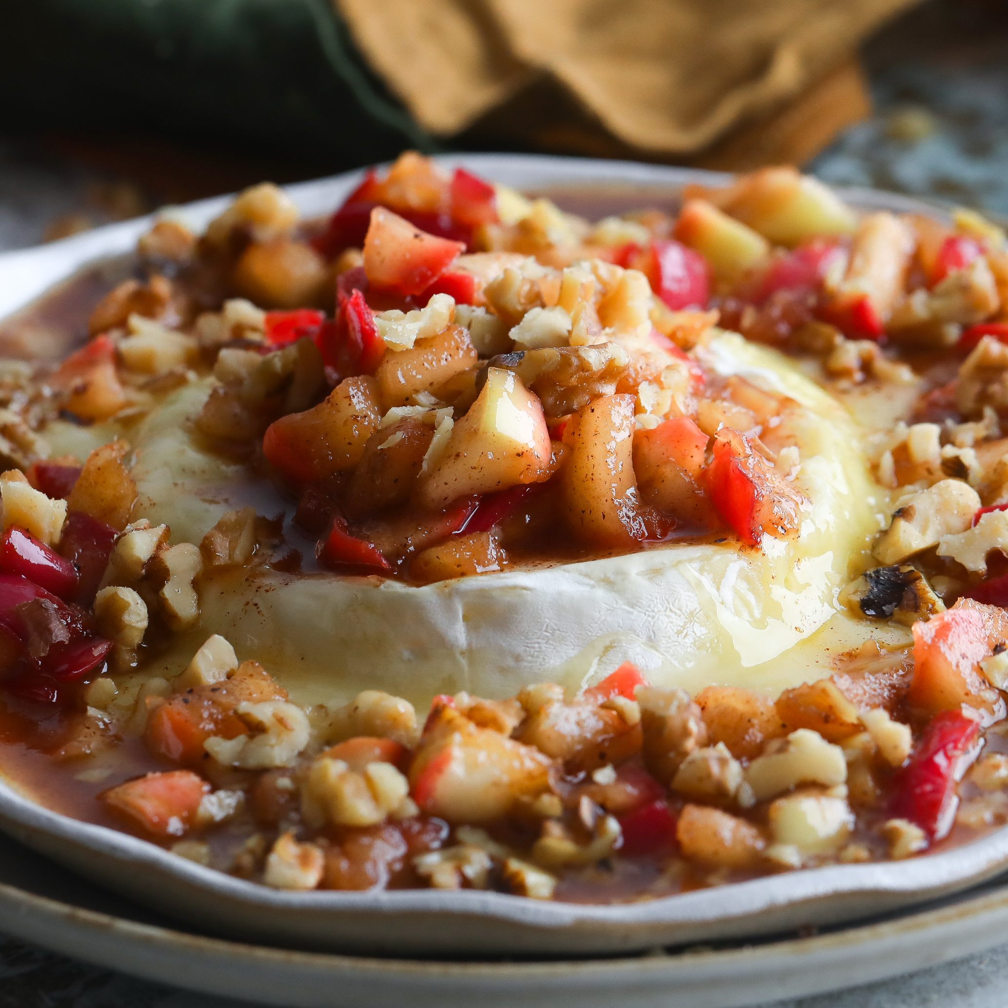Baked Brie Ring with Apple and Walnuts