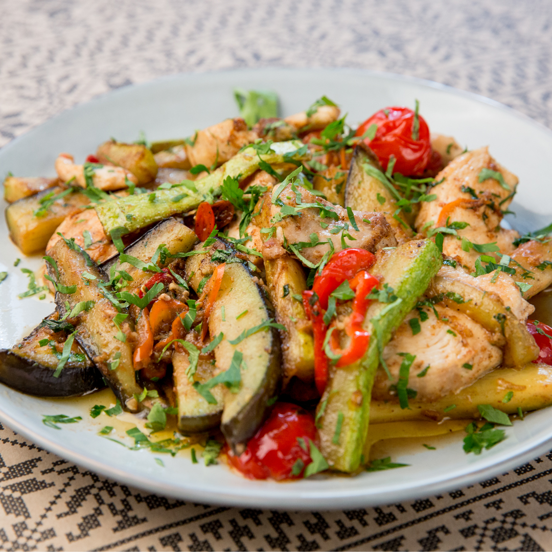 One Pot Lemon-Garlic Chicken with Zucchini