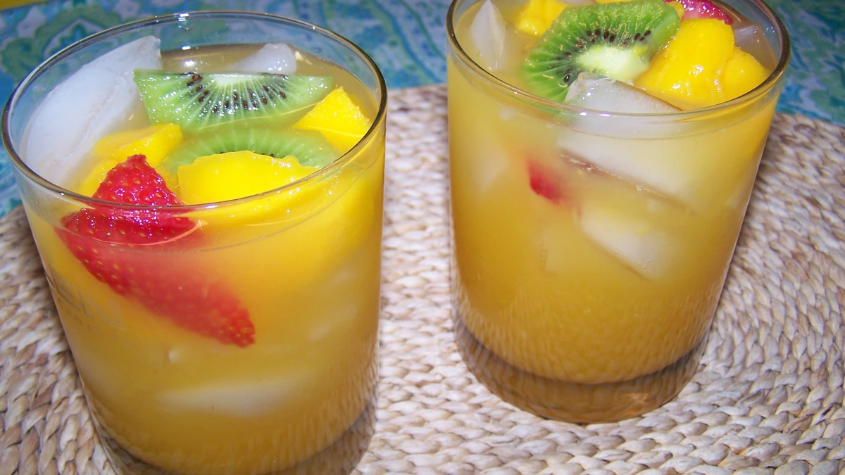 Mango-Lime Tropical Punch