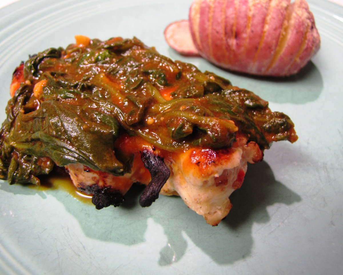 Sautéed Chicken with Garlic and Spinach