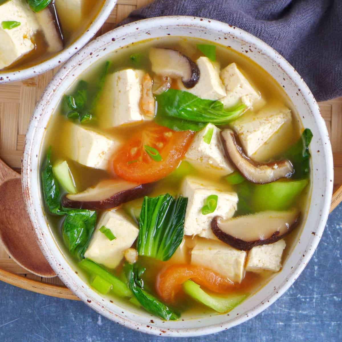 Fuding White Tea-Simmered Tofu Soup