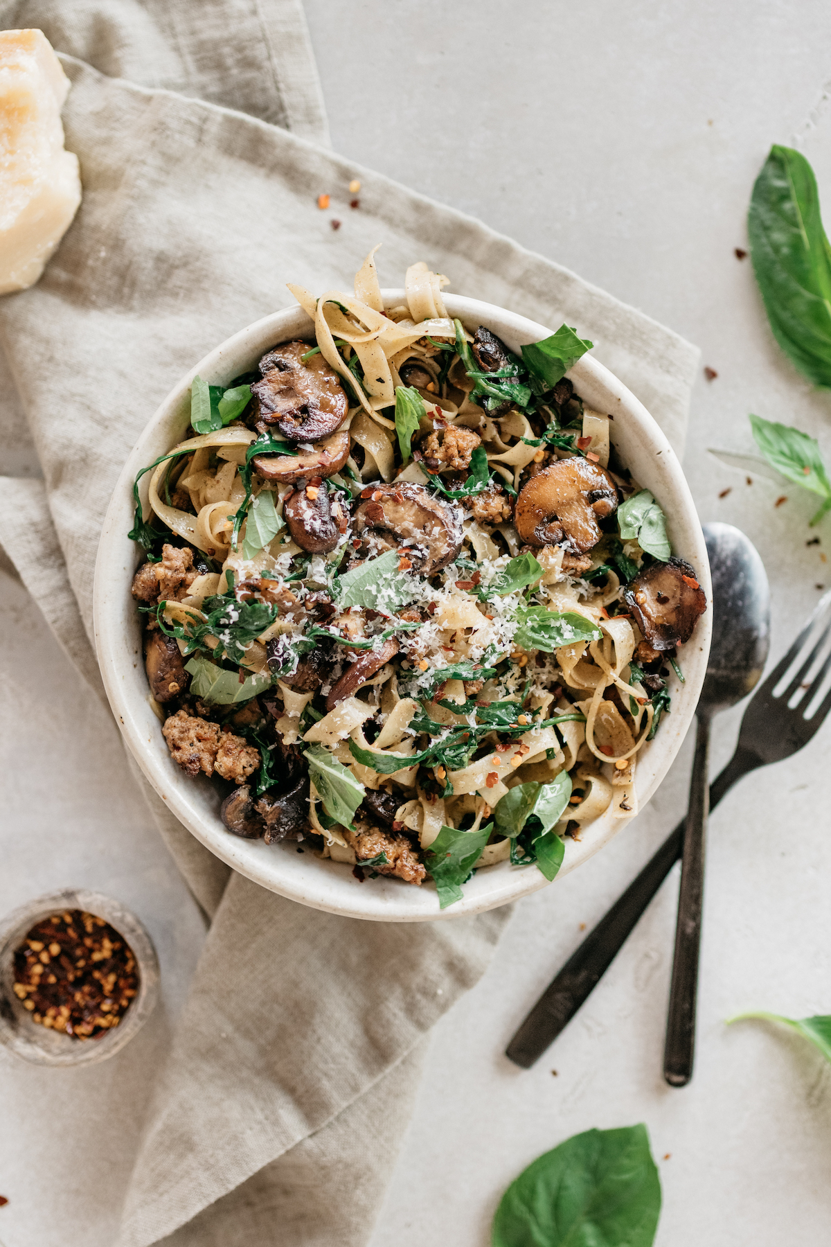 One-Pan Sausage and Mushroom Pasta with White Wine