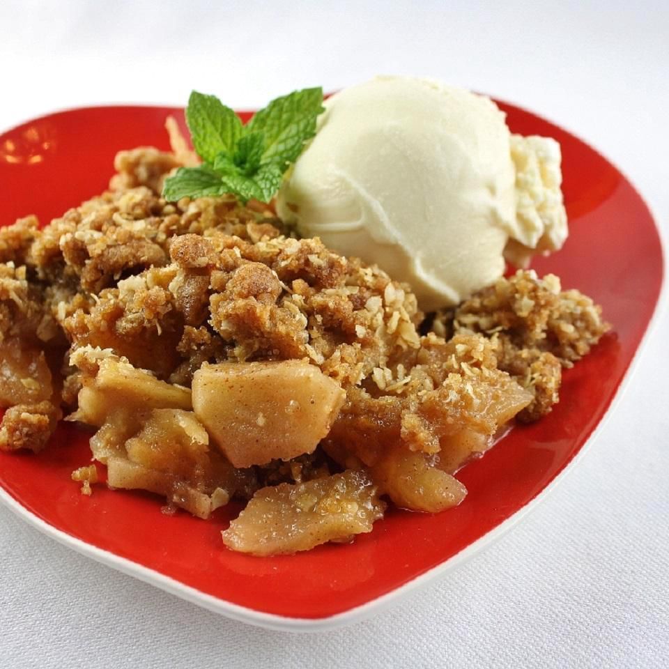 Baked Honeycrisp Apples with Oat Topping