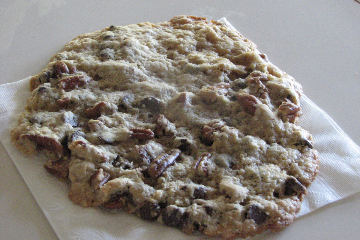 One-Pan Chocolate Chip Cookies