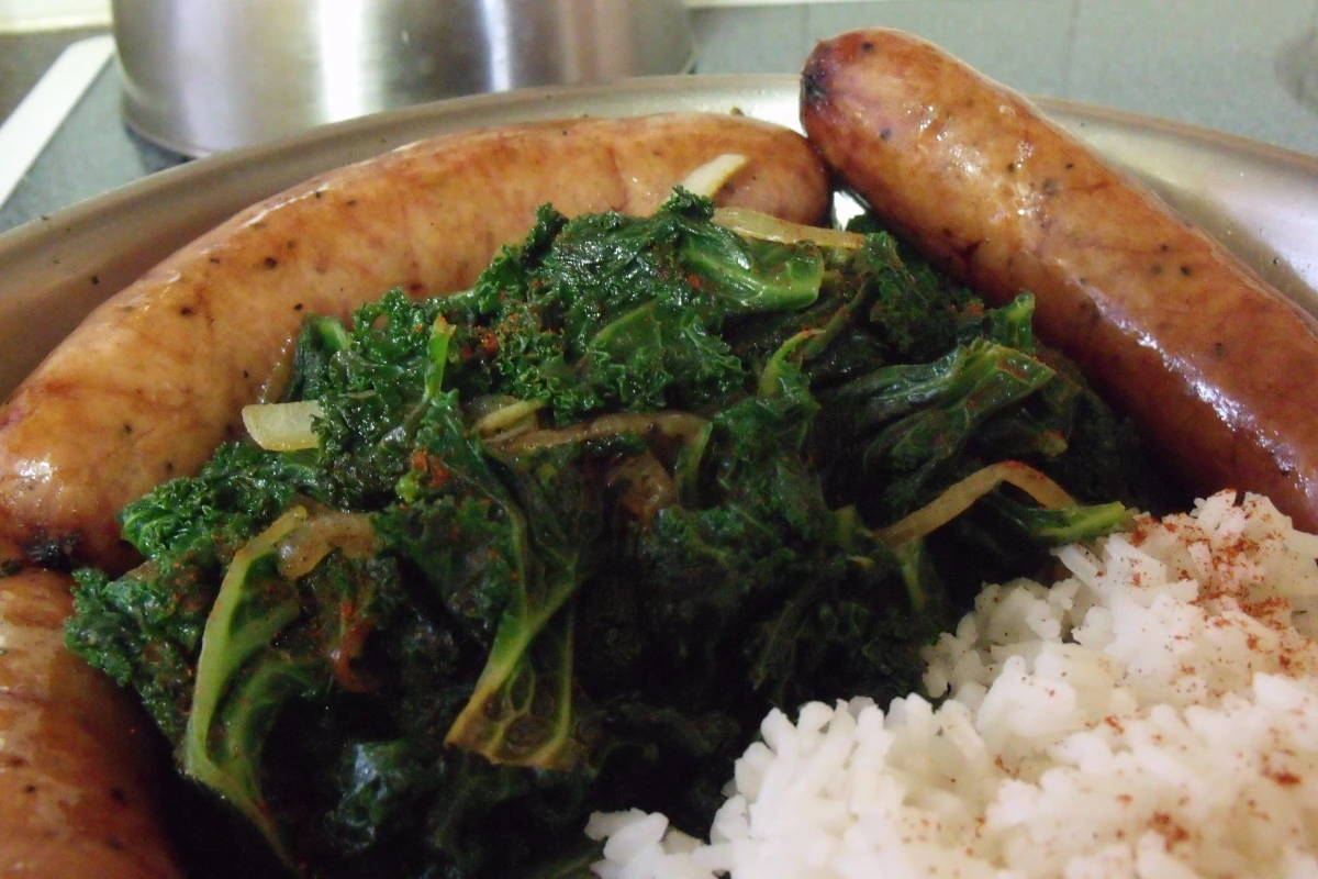 Harvest Bean and Kale Soup with Smoked Paprika